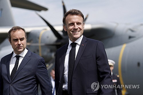 르코르뉘 신임 총리와 마크롱 대통령