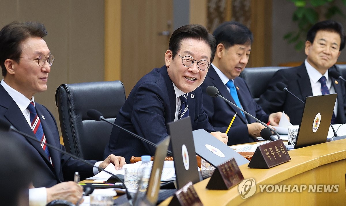 발언듣는 이재명 대통령