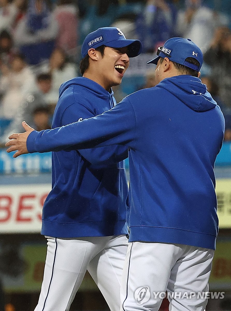 원태인 함박미소