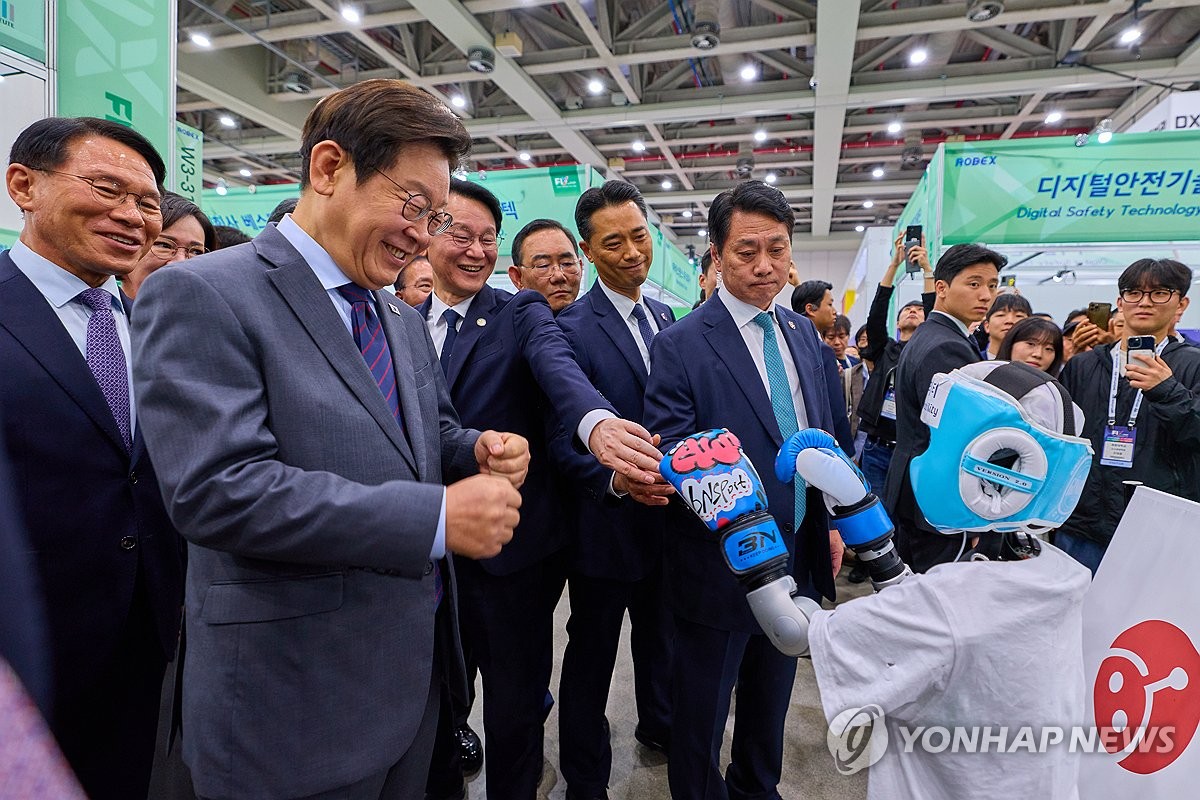 이재명 대통령, 미래혁신기술박람회 방문