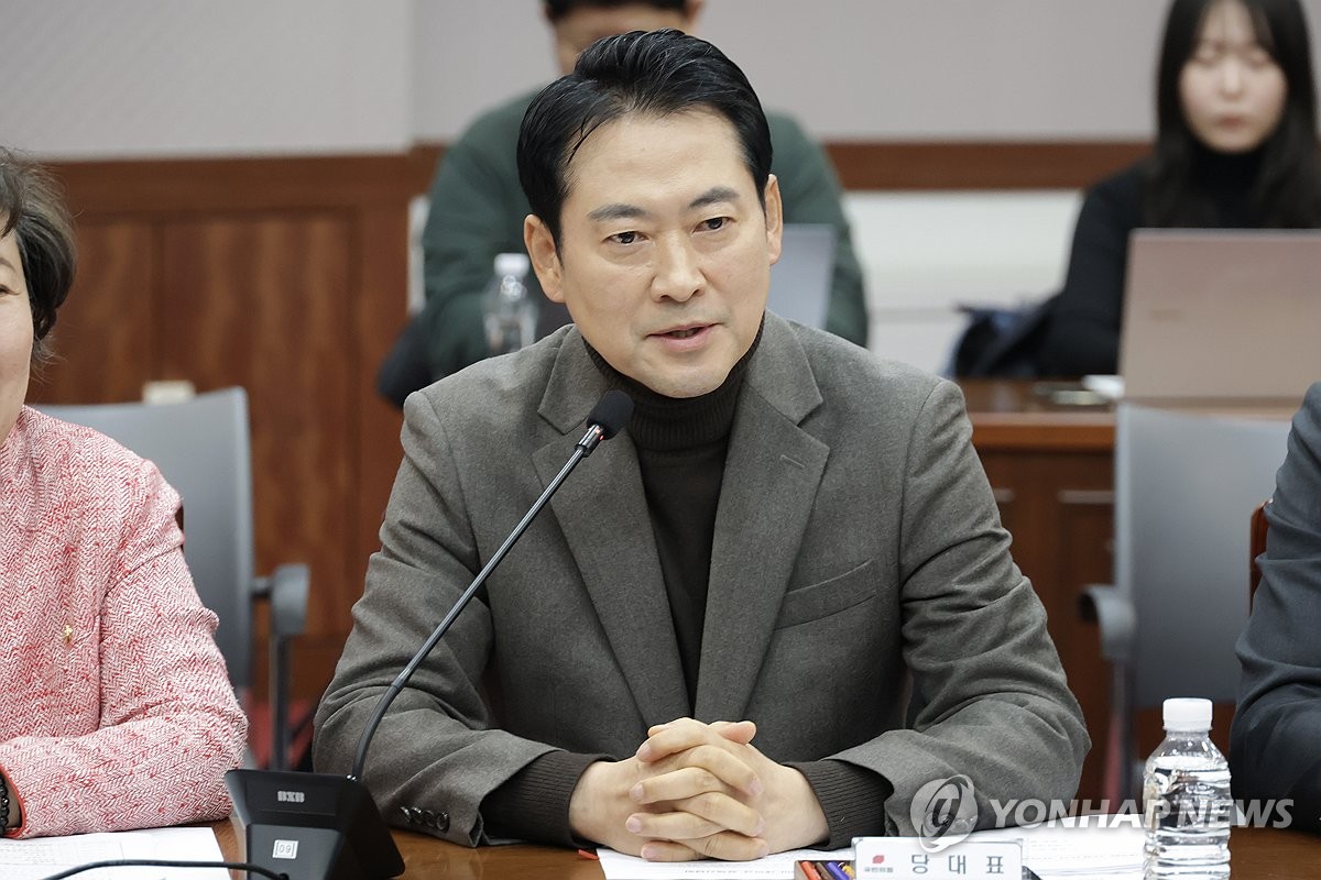 발언하는 장동혁 대표