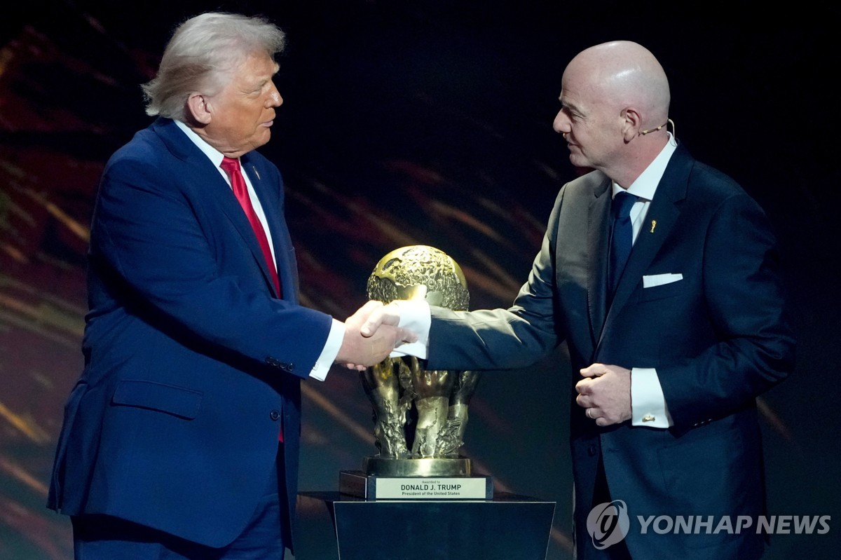 도널드 트럼프 미국 대통령과 잔니 인판티노 FIFA 회장